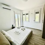 Olive Deluxe Golden Vilă Chrysi Ammoudia