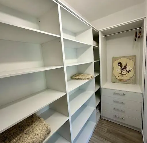 Olive Deluxe Golden Villa *